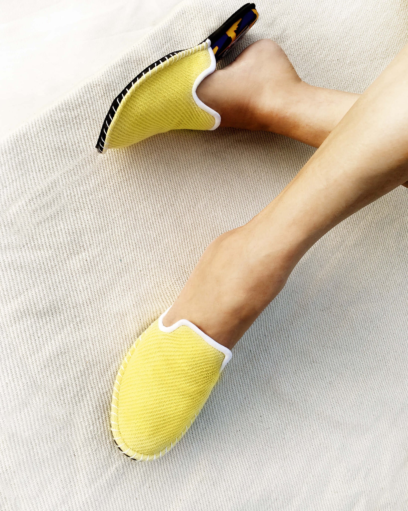 BASANT yellow - HOME